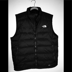 NEW North Face 550 Puffy Vest